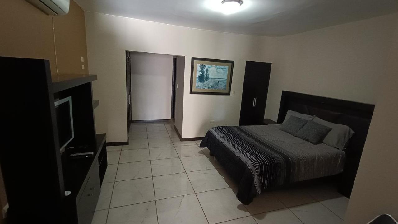 Suites Entrelagos Ciudad Obregón Exterior foto